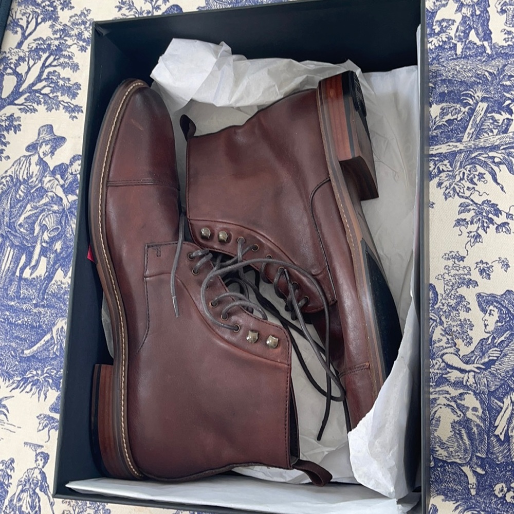 brand new boots!!